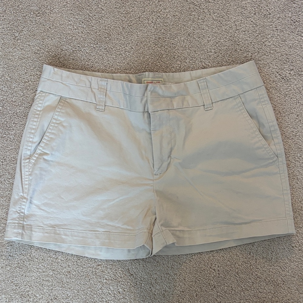 GAP Women's Light Tan Shorts